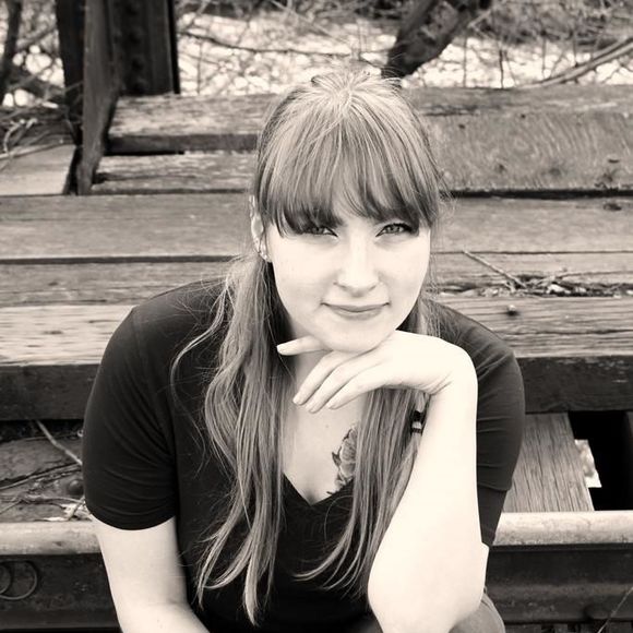 Meet your Posher, Veronica - Picture 1 of 1